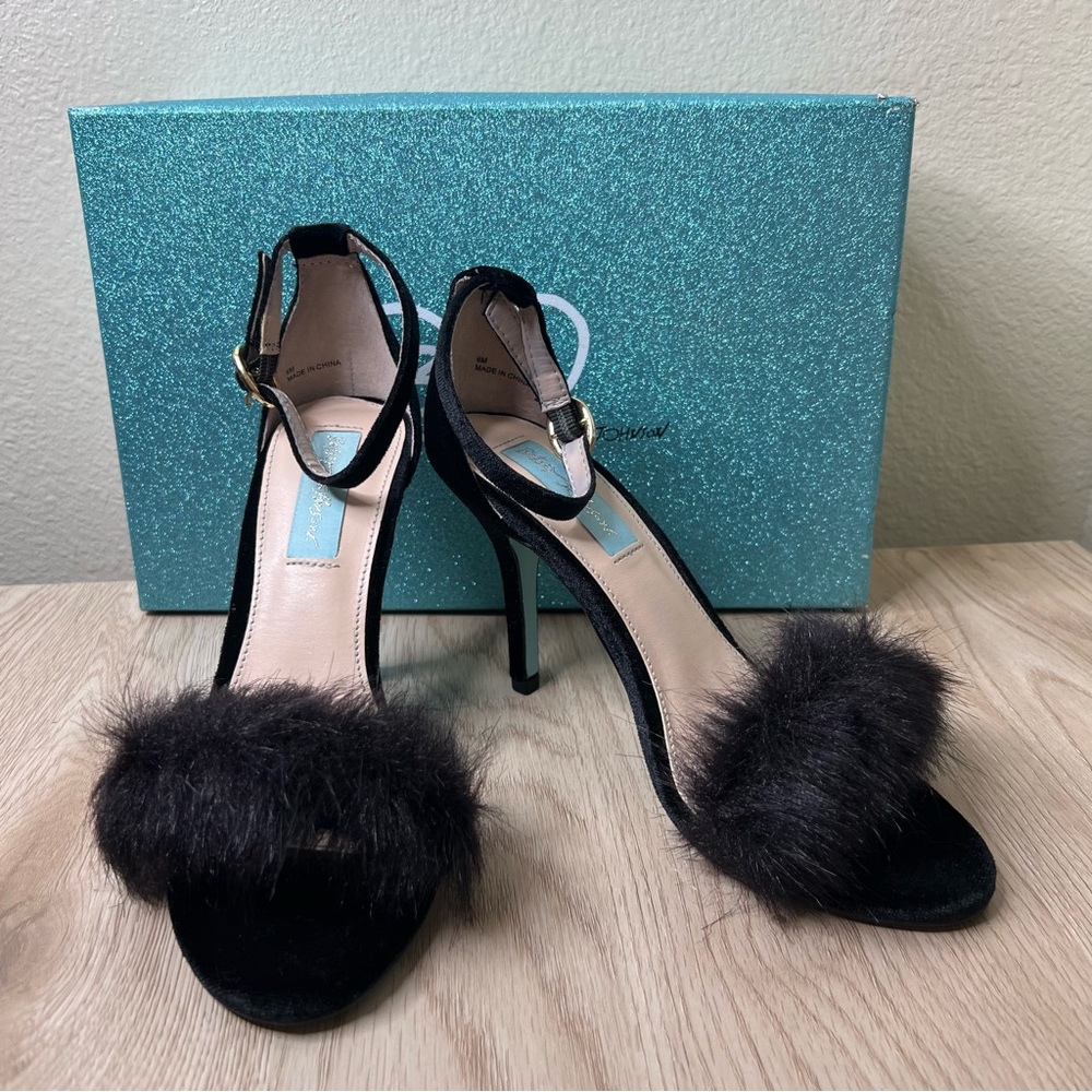 Betsey Johnson Nolte Velvet Heels - Picture 2 of 15
